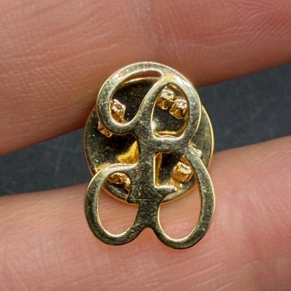 Vintage Gold Tone Metal Monogram Lapel Pin Brooch, Jewelry - Picture 2 of 10